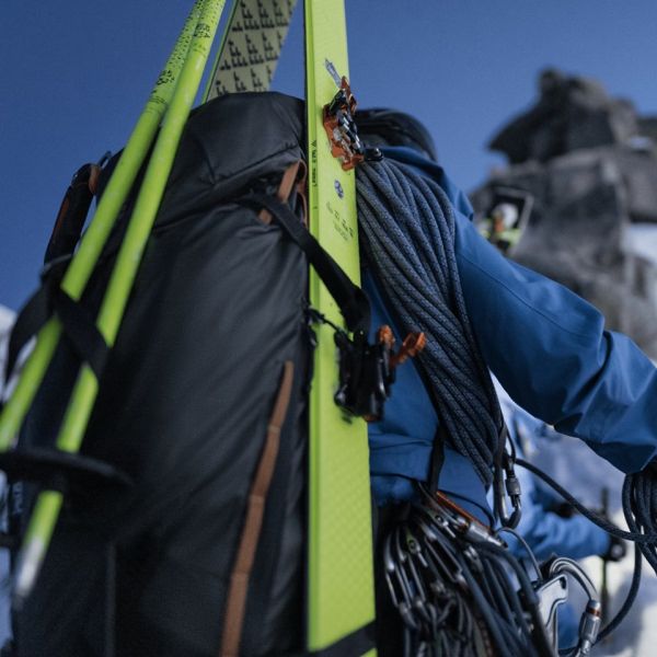 ������ Thule Stir Alpine 40L Hiking Backpack TSTU-340 Obsidian (3204502) - �������� 6