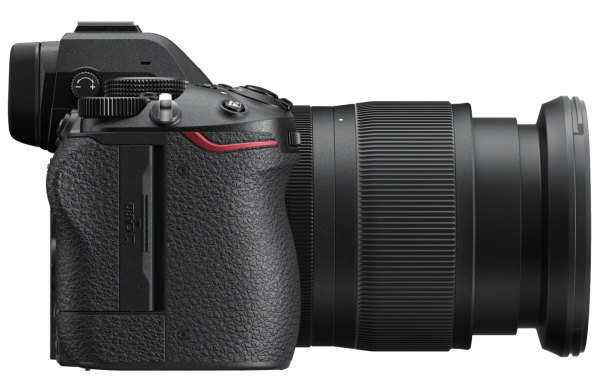    Nikon Z 5 II + 24-70 f/4 S (VOA170K001) -  8