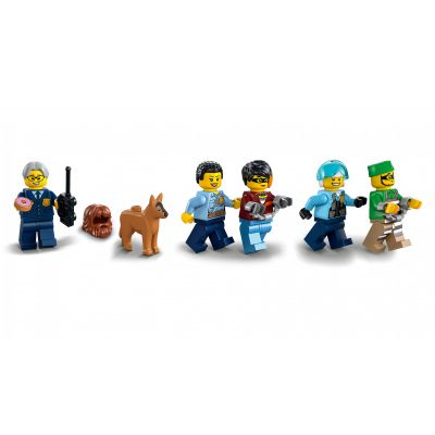  LEGO City   668  (60316) -  7