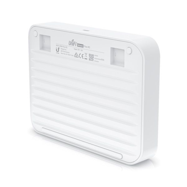 ���������� Ubiquiti UniFi USW-Flex-XG (1xGE PoE+, 4�10GE PoE, L2) - �������� 5