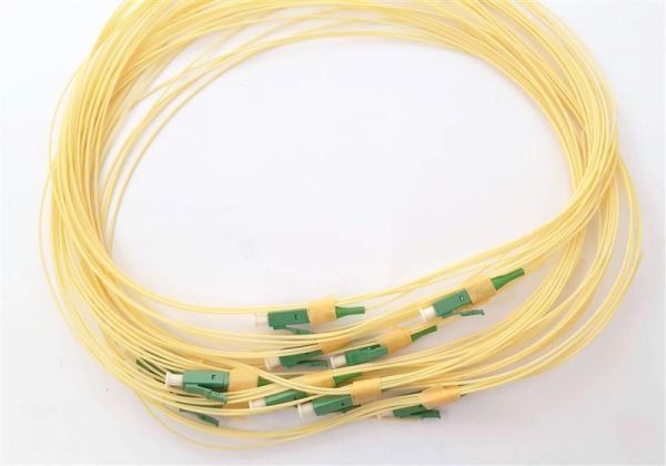 ϳ����� Abee LC/APC 2m, 0.9mm, G657A - �������� 1