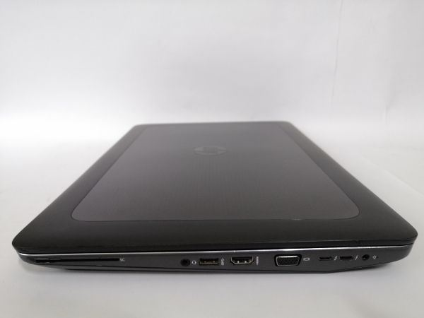  HP Zbook 17 G3 (HPZ17G3910) -  8
