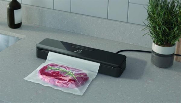 � ��������� ��������� Electrolux E4VS1-4AG - �������� 3