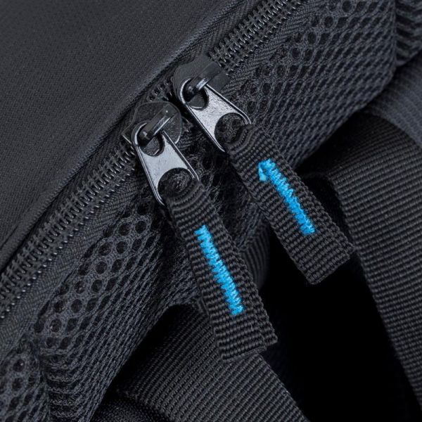������ Rivacase 8067 Black 15.6" - �������� 6