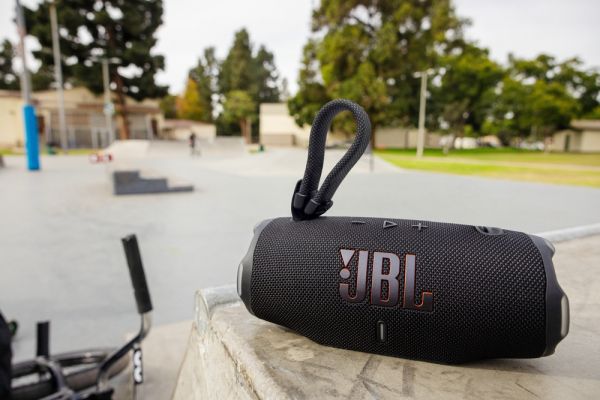 ������������ ������� JBL Charge 6 White (JBLCHARGE6WHT) - �������� 8