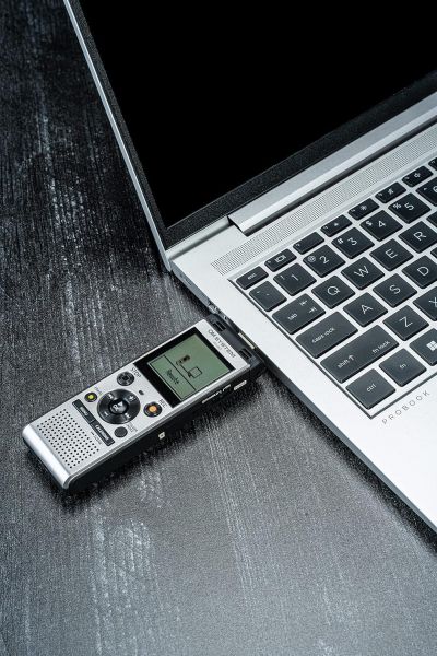 �������� Olympus WS-882 4GB Silver (V420330SU000) - �������� 4