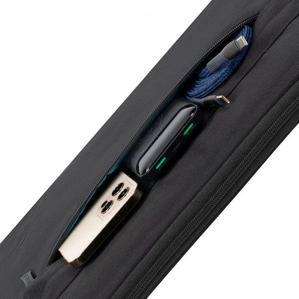 ����� ��� �������� 13.3" "Ulsan"RIVACASE 8204 (Black) - �������� 19