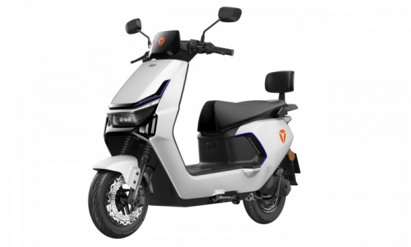 ������������� 2400��, ������ YADEA GT35 (silver) - �������� 1