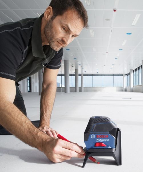 Bosch ͳ���� �������� GCL 2-15 + RM1 + BM3 clip + ����, � 0.3 �� �� 30�, �� 15 �, 0.5 �� 0.601.066.E02 - �������� 5