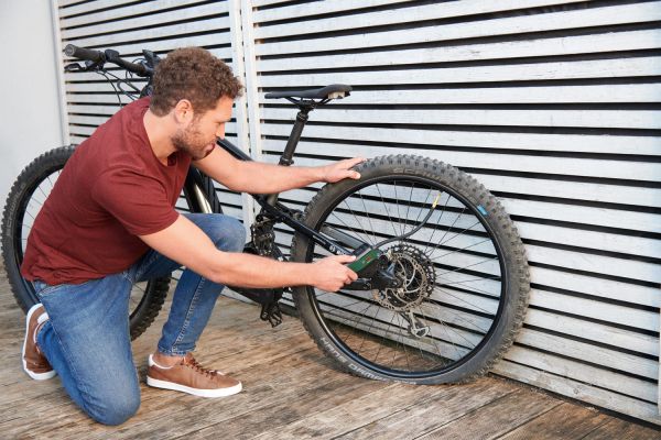   Bosch EasyPump, 3.6 , 3 , 10.3 , 10 /, 0.4  ( ) 0.603.947.000 -  6