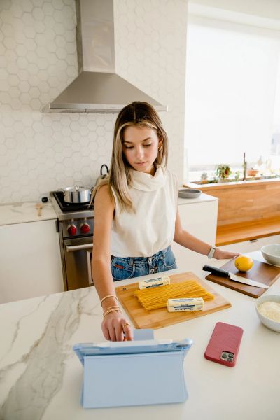 ����� UAG [U] ��� Apple iPad Pro 12.9"(5th Gen 2021) LUCENT, Black 12294N314043 - �������� 3