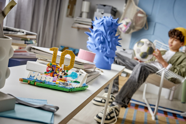 ����������� LEGO Editions Football ˳����� ���� � ������ ������� ���������� ������ 43011 - �������� 6