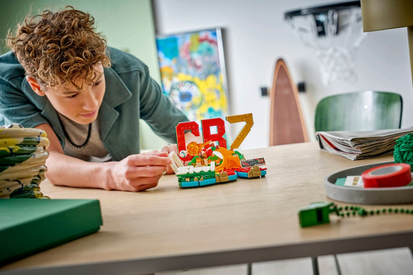 ����������� LEGO Editions Football ������� ������� � ������ ������� ���������� ������ 43012 - �������� 7