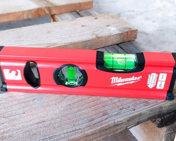 ������� Milwaukee Slim Box, 20��, 2 �������, ����������� ������ 4932478897 - �������� 2