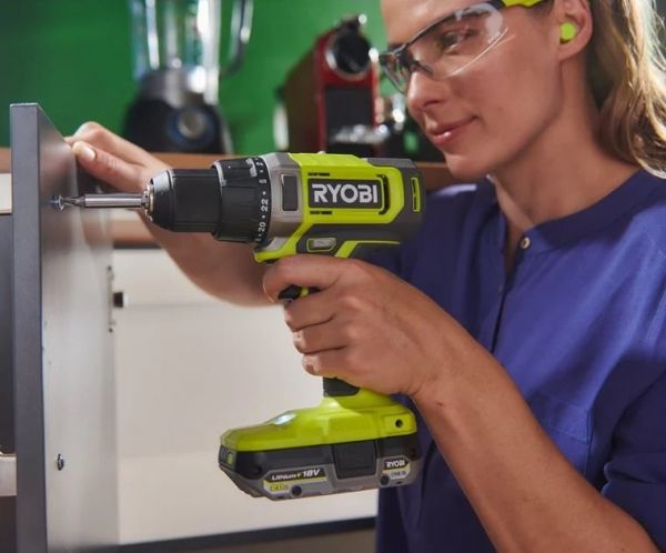 ����������-����� �������������� Ryobi ONE+ RDD18-2C415S 18� 1�4��� 1�1.5��� �� 52�� 450�1750����� 1.3�� ����� 5133005612 - �������� 2