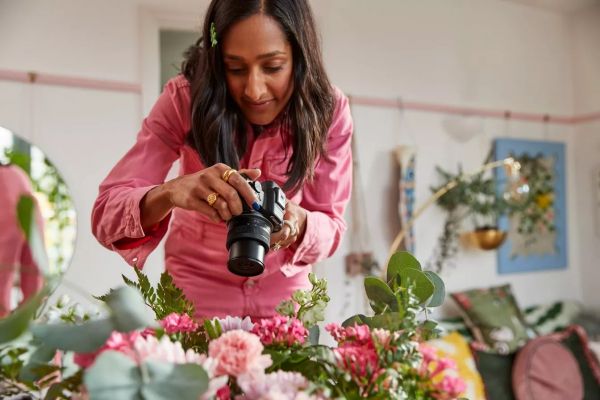 �������� ���������� Canon EOS R50 + RF-S 18-45 IS STM Black (5811C033) - �������� 8