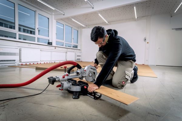 ���� ����������� Metabo KGS 216 M � ���������, 1200��, ���� 215��, ������ 70/40��, 13.4�� 613216000 - �������� 5