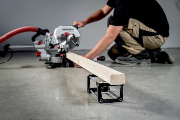 ���� ����������� Metabo KGS 216 M � ���������, 1200��, ���� 215��, ������ 70/40��, 13.4�� 613216000 - �������� 7