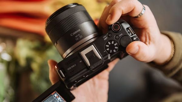 ����. ���������� Canon EOS R50 V body 6895C024 - �������� 2