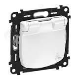 Valena ALLURE Legrand ������� ������� Schuko 16� 250� �� �������� IP44 ����� 755204 - �������� 1