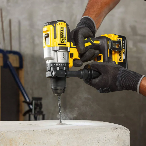 ����������-����� �������������� DeWALT XR Li-Ion 18� 95�� 450-2000��/��� ����, �� 1.5�� ��� ��� � �� DCD991NT - �������� 15