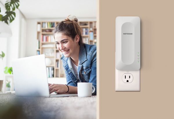 ����������� WiFi-�������� NETGEAR EAX15 AX1800, 1xGE LAN EAX15-100PES - �������� 7