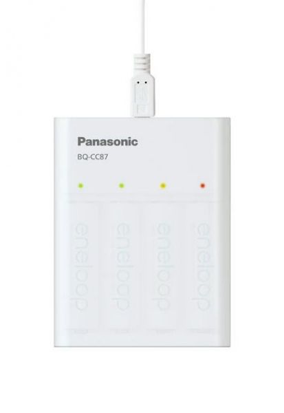 Panasonic   USB in/out   Power Bank+4AA 2000 mAh K-KJ87MCD40USB -  5