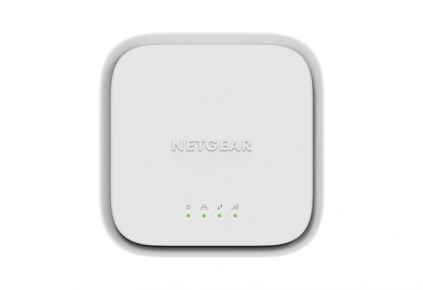 NETGEAR 4G/LTE / LM1200, LTE CAT 4, 1xGE LAN, 1xGE WAN, 1xUSB-C, 2xTS-9 LM1200-100EUS -  3