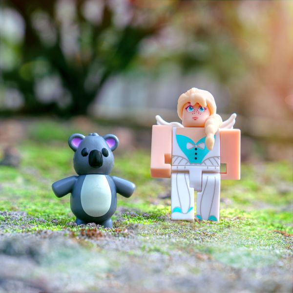   Roblox Multipack Adopt Me: Backyard BBQ ROG0190 -  5