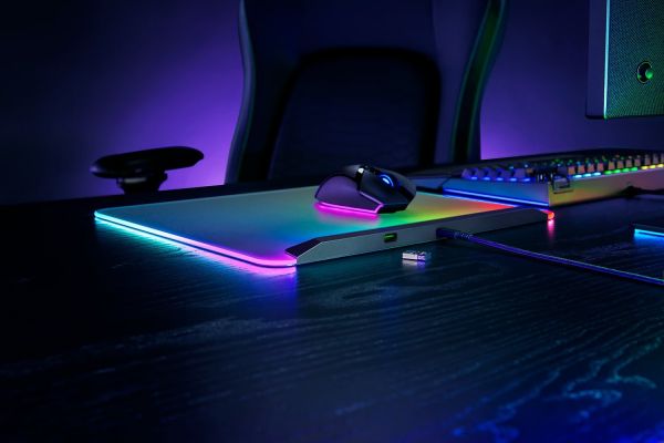 ������� ��� ���� Razer ������ �������� Firefly V2 Pro, � (360�278�4.6��), ������ RZ02-04920100-R3M1 - �������� 4