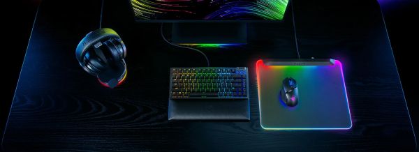 ������� ��� ���� Razer ������ �������� Firefly V2 Pro, � (360�278�4.6��), ������ RZ02-04920100-R3M1 - �������� 3