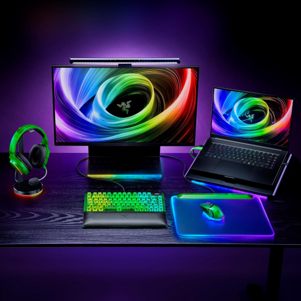 ������ ��� ���� ������� ����������� Razer  Firefly V2 Pro, � (360�278�4.6��), RGB, Phantom Green Ed. RZ02-04920300-R3M1 - �������� 13