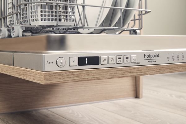    Hotpoint - HSIO 3 O 35 WFE -  3