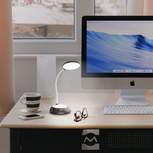 ����� ���������� Titanum TLTF-022B, Black, 7 ��, 3000K/4000K/6500K, 250 ��, ����������� Li-ion 18650 (2x1200 mAh), 5B/1A - �������� 2