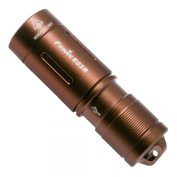 ������ Fenix E02R, Brown, 15-200 ��, �� 49 �, �������������� 1 �, 2 ������ ������, ����������� 200 ���, ����� ������ 0.5-6.5 �, IP68, 15 � - �������� 1