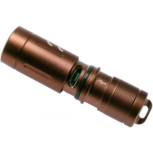 ������ Fenix E02R, Brown, 15-200 ��, �� 49 �, �������������� 1 �, 2 ������ ������, ����������� 200 ���, ����� ������ 0.5-6.5 �, IP68, 15 � - �������� 2