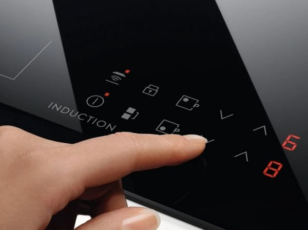 ������������� �������� ����������� Electrolux LHR3233CK ������ - �������� 4