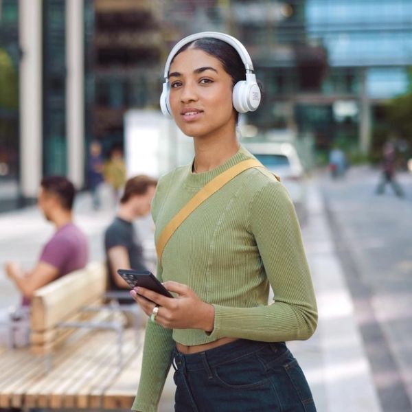 ��������� JBL Live 670NC White (JBLLIVE670NCWHT) - �������� 11