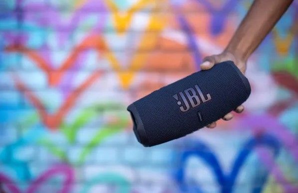 ����������� ������������ ������� JBL Charge 5 Blue (JBLCHARGE5BLU) - �������� 12