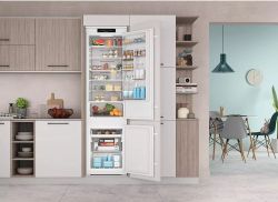    Indesit INC20T321EU (859991636040) -  6