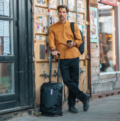 �������� ������� Thule Chasm Carry-On 55cm/22" 40L TCCO-222 Black (3204985) - �������� 2