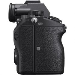 Цифровой фотоаппарат SONY Alpha 7 M3 body black (ILCE7M3B.CEC) - Картинка 3