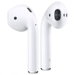  Apple AirPods with Charging Case (MV7N2TY/A)