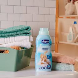 Кондиціонер для білизни Chicco Sensitive Sweet Talcum пом'якшувач тканин 750 мл (8058664103126) - Картинка 4