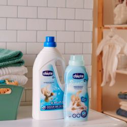 Кондиціонер для білизни Chicco Sensitive Sweet Talcum пом'якшувач тканин 750 мл (8058664103126) - Картинка 5