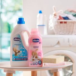 Кондиціонер для білизни Chicco Sensitive Delicate Flowers пом'якшувач тканин 750 мл (8058664122462) - Картинка 6