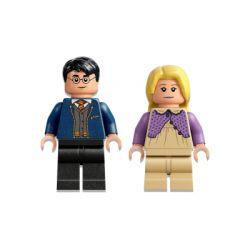  LEGO Harry Potter Hogwarts    121  (76400) -  3