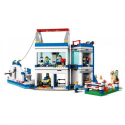  LEGO City   823  (60372) -  6