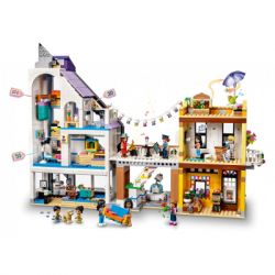  LEGO Friends        2010  (41732) -  6