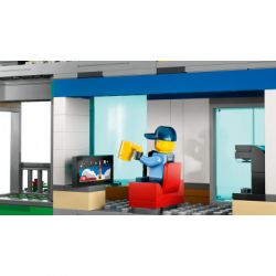  LEGO City     706  (60371) -  11